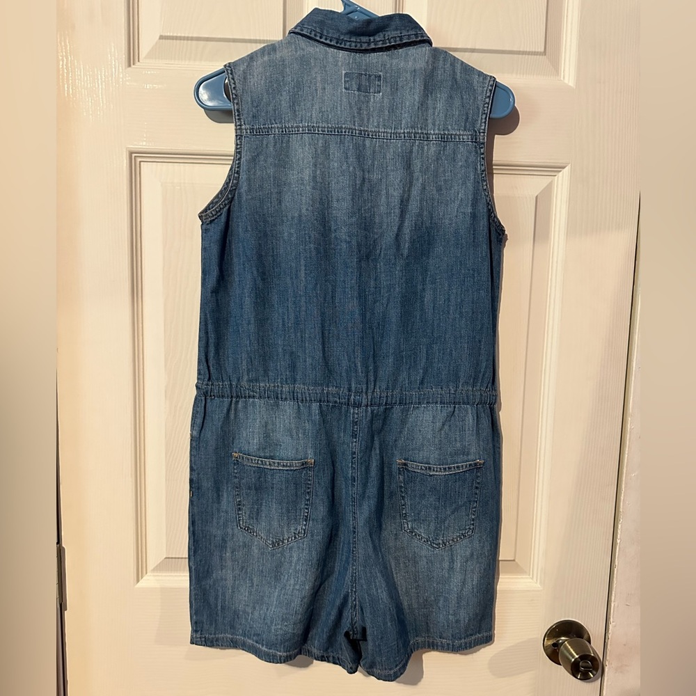 Universal Thread romper - Picture 2 of 3